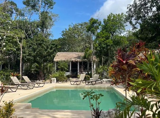 Hotel Maya Eco Village 2*